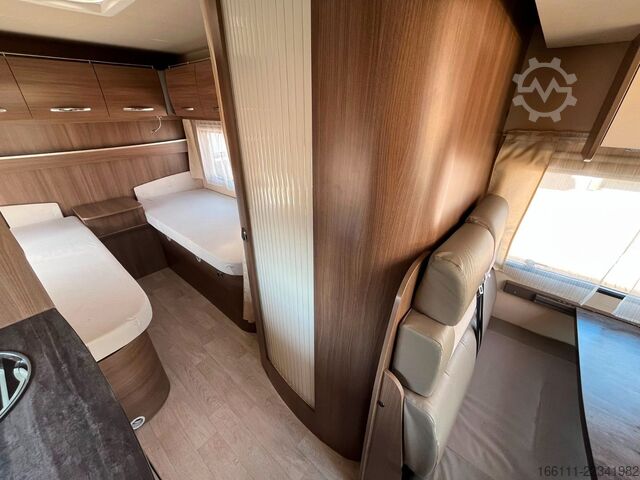 Halvintegreret autocamper CHALLENGER Birthday 46 - Hub/Einzelbetten -  -