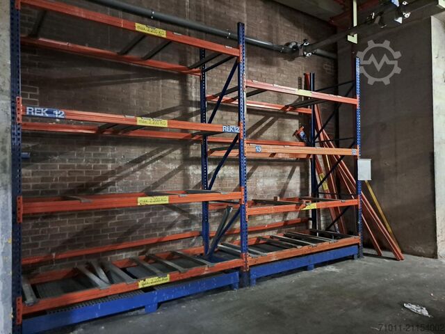 Estanterías palés+bandejas de recogida  
