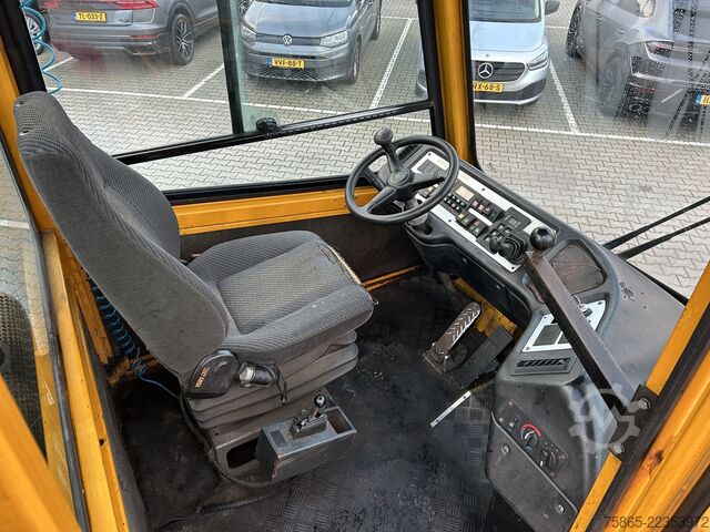 Standard-SZM Terberg YT 182 / Cummins / Allison / 2008 / Terminal Tr...