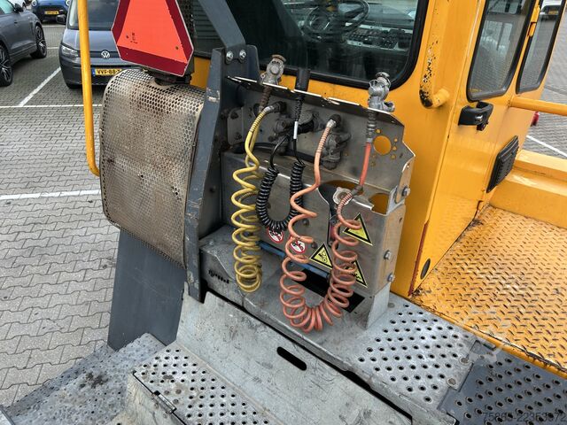 Standard-SZM Terberg YT 182 / Cummins / Allison / 2008 / Terminal Tr...