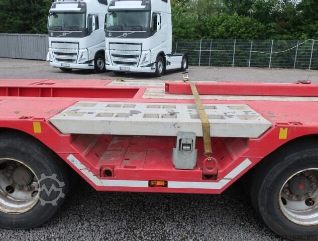 Dieplader oplegger HRD HRD STLM3M Radmulden Rampen Lenkachse