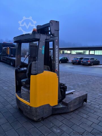 Τετραπλής κατεύθυνσης reachtrucks Jungheinrich ETV-Q 25 neue Batterie