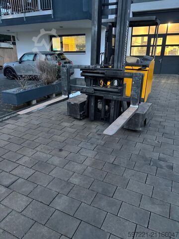 Τετραπλής κατεύθυνσης reachtrucks Jungheinrich ETV-Q 25 neue Batterie