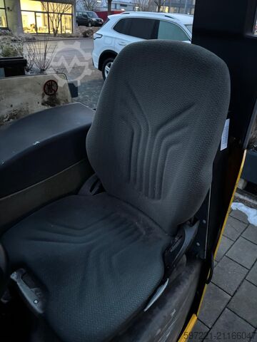 Τετραπλής κατεύθυνσης reachtrucks Jungheinrich ETV-Q 25 neue Batterie