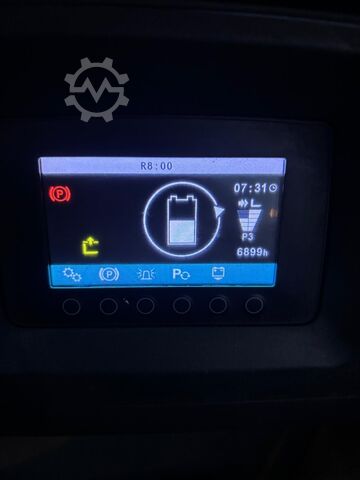 Τετραπλής κατεύθυνσης reachtrucks Jungheinrich ETV-Q 25 neue Batterie