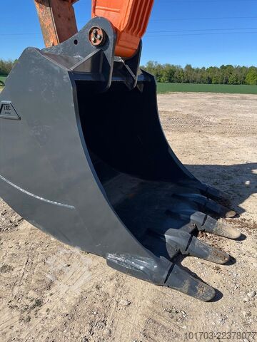  Hitachi ZX 670 LCH-3