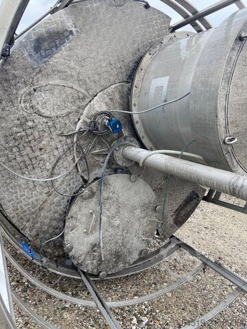 4 x 70 m³ flour silos made of aluminium Zeppelin 
