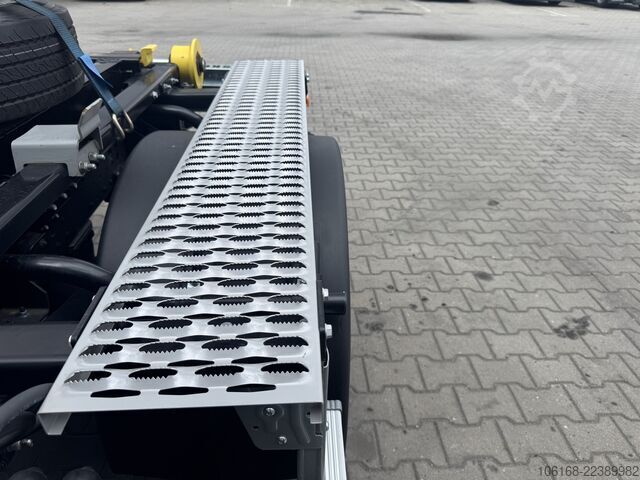 Autovehicul portcontainere Telehoist Fuso Canter 7C18 Abrollkipper 2026
