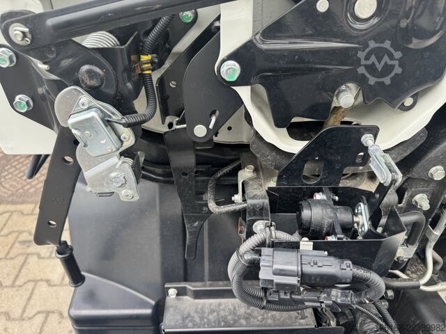 Autovehicul portcontainere Telehoist Fuso Canter 7C18 Abrollkipper 2026