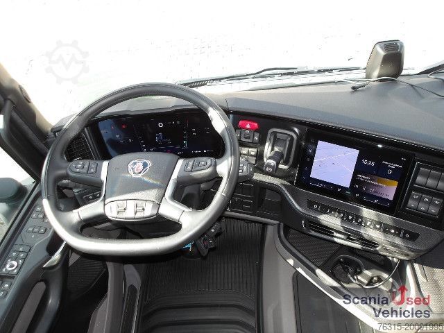 Volume tractor unit Scania R460 EB - MEGA EDiTiON - HIGHLINE - ACC - 2x TANKs