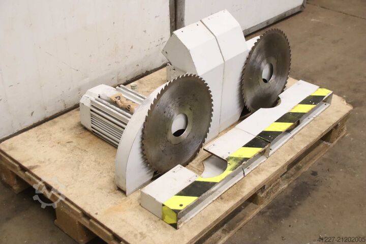 Saw unit from window manufacturing plant Gubisch Fimec DST H  Sägeblatt Ø 345 mm  H80SB25EF