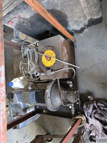 5 darab nagynyomású vízsugaras berendezés Jetech/UHDW /Aqua/Kamat/ TJ350-20&40K/Deutz-MW, TJ160/Volvo TD71A