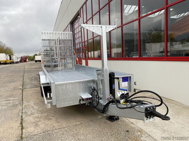 Low loader trailer Möslein TT 11-E6x2 hydr. Rampen  Tieflader für Fräsen breiten hydraulischen Rampen, Neu