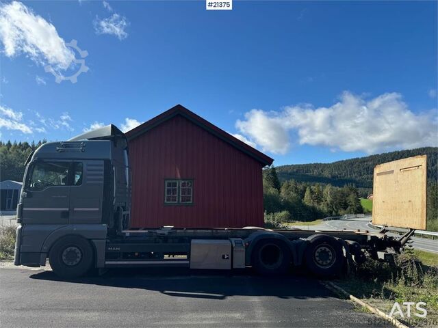 BDF sistemi MAN TGX 26.500 Container chassis w/ lift