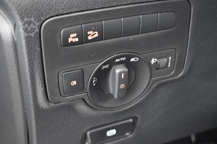 Κλειστό βαν MERCEDES-BENZ Vito Kasten 116 CDI 4x4 lang Autom. Navi PDC