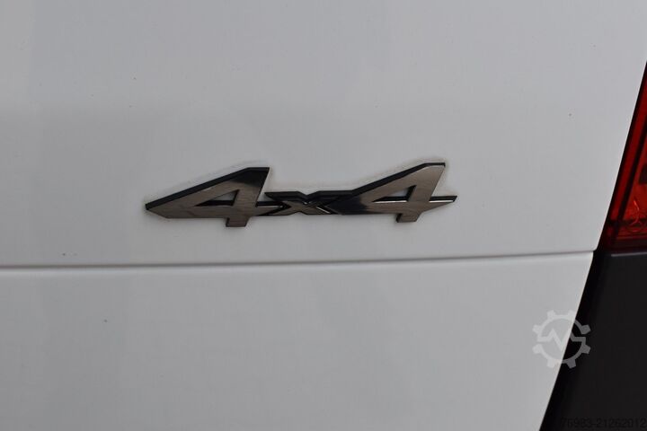 Κλειστό βαν MERCEDES-BENZ Vito Kasten 116 CDI 4x4 lang Autom. Navi PDC