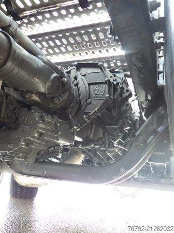 Standard tractor unit IVECO AT 440 S 48 T/P S-Way/Ret/Safety/2xTank/LED/Navi