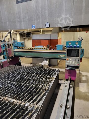 Machine de découpe plasma Sato SATRONIC E 3500