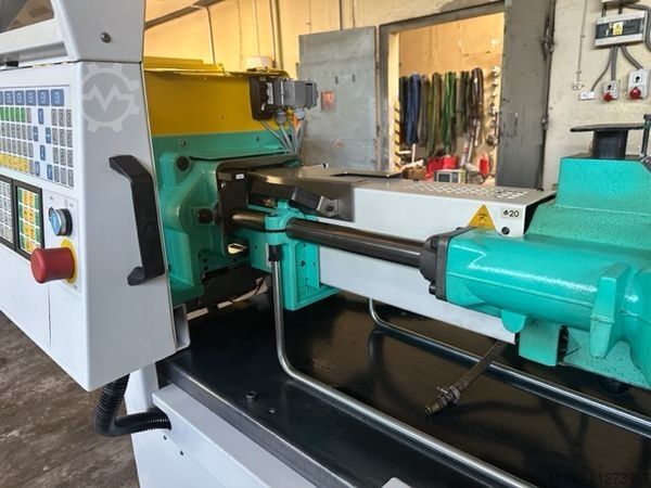 Spritzgießmaschine Arburg 221KS 250-75 / Universalmaschine