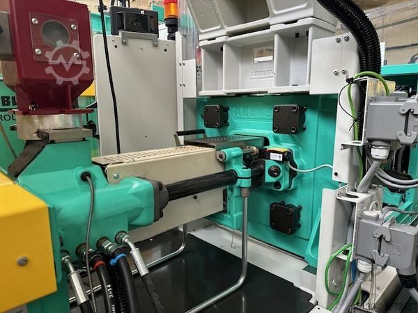 Spuitgietmachine Arburg 270C 400-70 e²