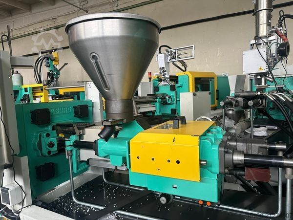 Spuitgietmachine Arburg Arburg 270C 400-70