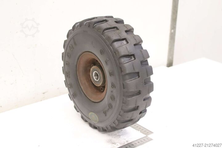 Solid rubber tire with rim Gumasol Softy 4.00-4