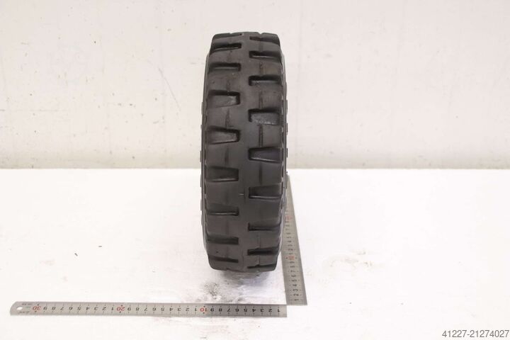 Solid rubber tire with rim Gumasol Softy 4.00-4