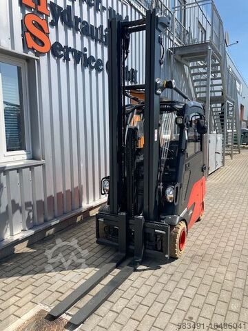 Stivuitor electric cu 4 roți Linde E20PL-02