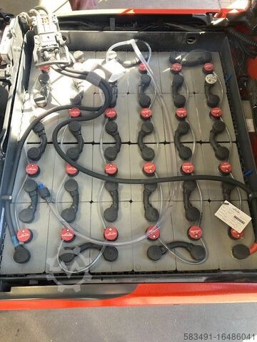 Stivuitor electric cu 4 roți Linde E20PL-02