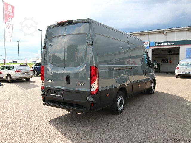 Bestelwagen Iveco Daily 35 S 16 Hi-Matic 2.3 NAVI+LED+KAMERA+270°TÜREN+ACC