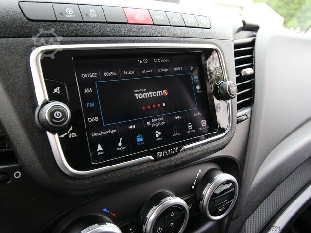 Bestelwagen Iveco Daily 35 S 16 Hi-Matic 2.3 NAVI+LED+KAMERA+270°TÜREN+ACC