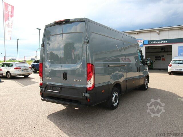 Bestelwagen Iveco Daily 35 S 16 Hi-Matic 2.3 NAVI+LED+KAMERA+270°TÜREN+ACC