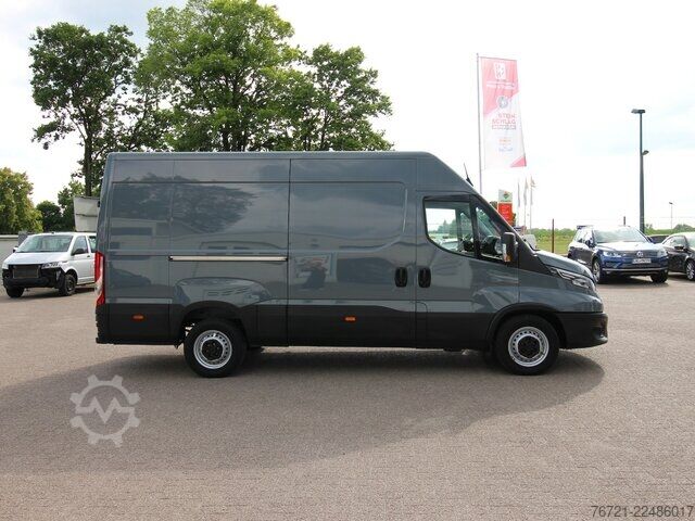 Bestelwagen Iveco Daily 35 S 16 Hi-Matic 2.3 NAVI+LED+KAMERA+270°TÜREN+ACC