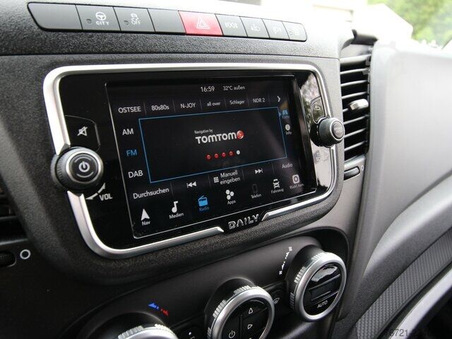 Bestelwagen Iveco Daily 35 S 16 Hi-Matic 2.3 NAVI+LED+KAMERA+270°TÜREN+ACC