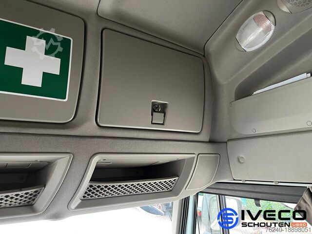 Standard-SZM Iveco Stralis AS440S46T/P LNG 4x2 |