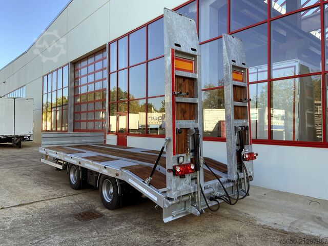 Low loader trailer Möslein TT21-6,5 hydr  21 t Tandemtieflader, hydr. Rampen, NEU