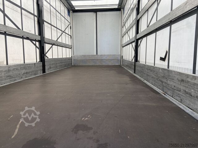 Open trailer with tarp Möslein TPW 105 D Schwebheim  Tandem- Planenanhänger Durchladbar