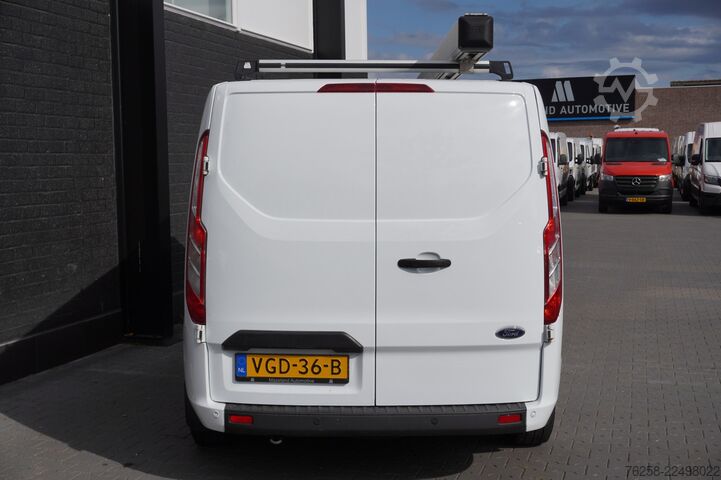 Bestelwagen Ford Transit Custom 2.0 TDCI L2 EURO 6 - Airco - Nav...