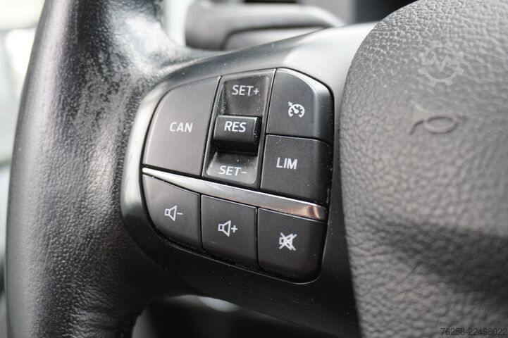 Bestelwagen Ford Transit Custom 2.0 TDCI L2 EURO 6 - Airco - Nav...
