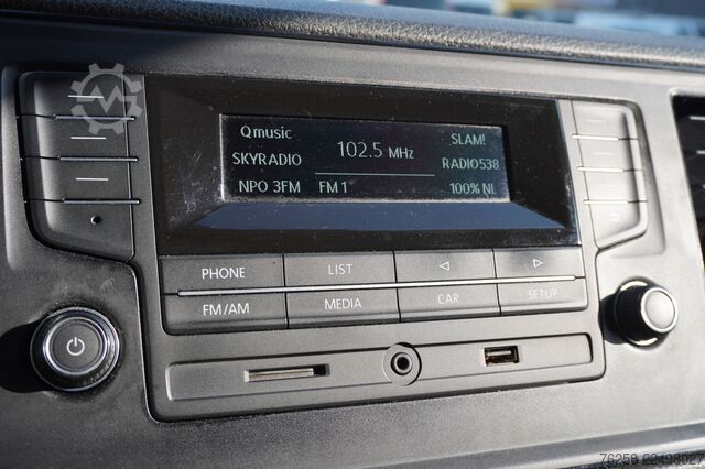 Delivery van VW Crafter 2.0 TDI 140PK L3H3 - Airco - Radio - Cr...