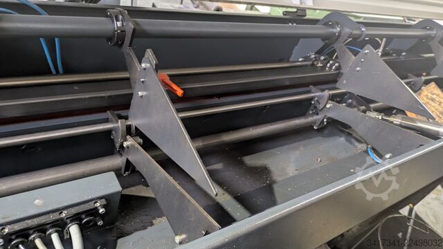 Alimenteur automatique de barres de Ø3 à Ø32 LNS Hidrobar Express 332
