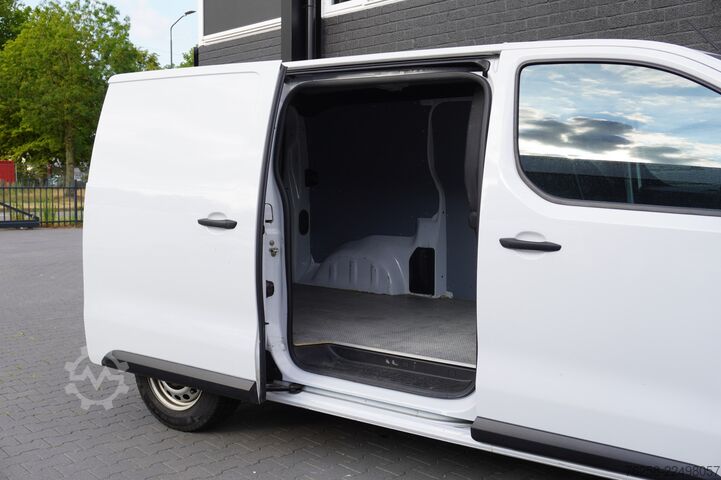 Furgon blaszak Opel Vivaro 2.0 L2 145PK EURO 6 - Airco - Navi - Cru...