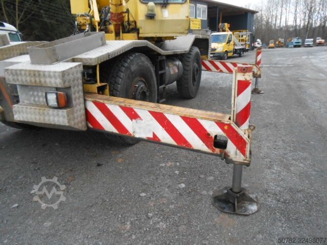 Mobilní jeřáby [div] Mobilkran Coles Cranes 625S, 20 t