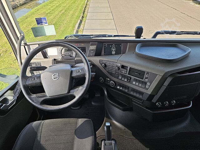 Standard-SZM VOLVO FH 500 6X2 STEER PTO+HYDR.