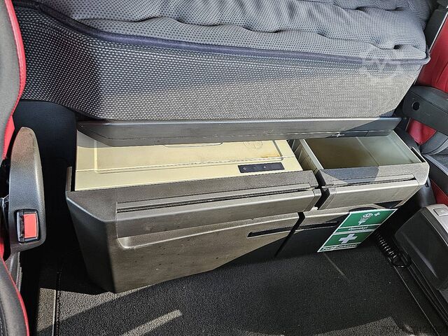 Standard-SZM VOLVO FH 500 6X2 STEER PTO+HYDR.