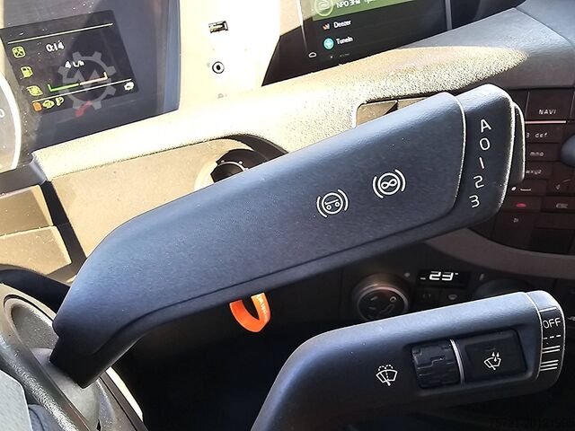 Standard-SZM VOLVO FH 500 6X2 STEER PTO+HYDR.