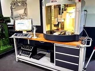 Fresadora CNC de alta precisión EMCO CONCEPTMILL 55