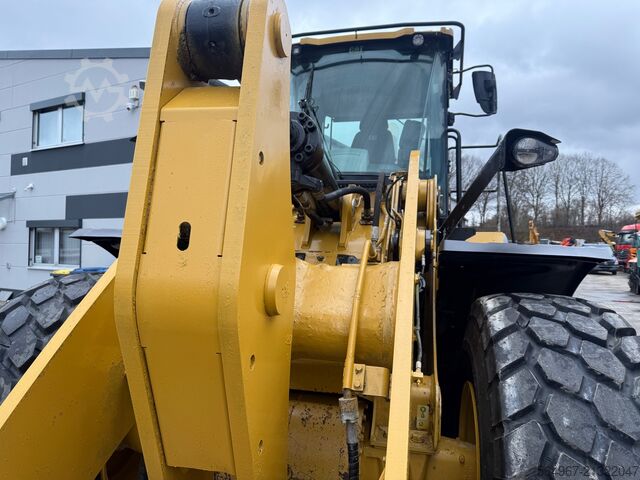 Lader Caterpillar 950M Radlader Klima Kamera SW Waage