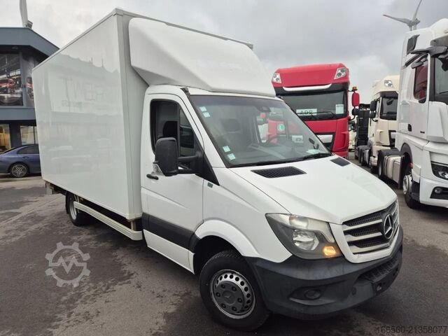 Kamion Mercedes-Benz SPRINTER 516 CDI
