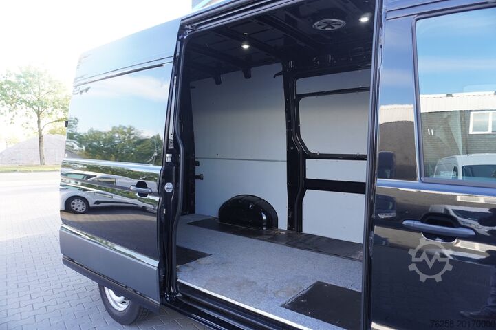 Kastenwagen Volkswagen Crafter 2.0 TDI 140PK Automaat L4H3 EURO 6 - Ai...